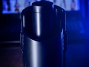 Kiiroo KEON: de ultieme seksmachine Review Kiiroo Keon: de ultieme seksmachine review op Net69. Kiiroo Keon met laptop op achtergrond voor interactieve porno